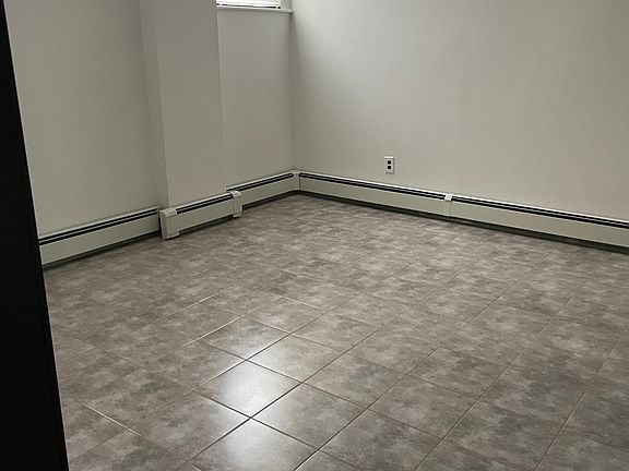2nd image of 752 Edison Ave #1
