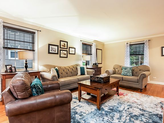 5th image of 67 Holland Pl