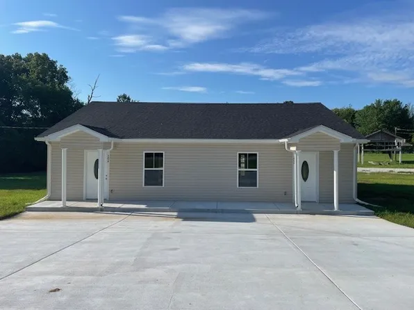 202 Himes Ln, Tullahoma, TN 37388