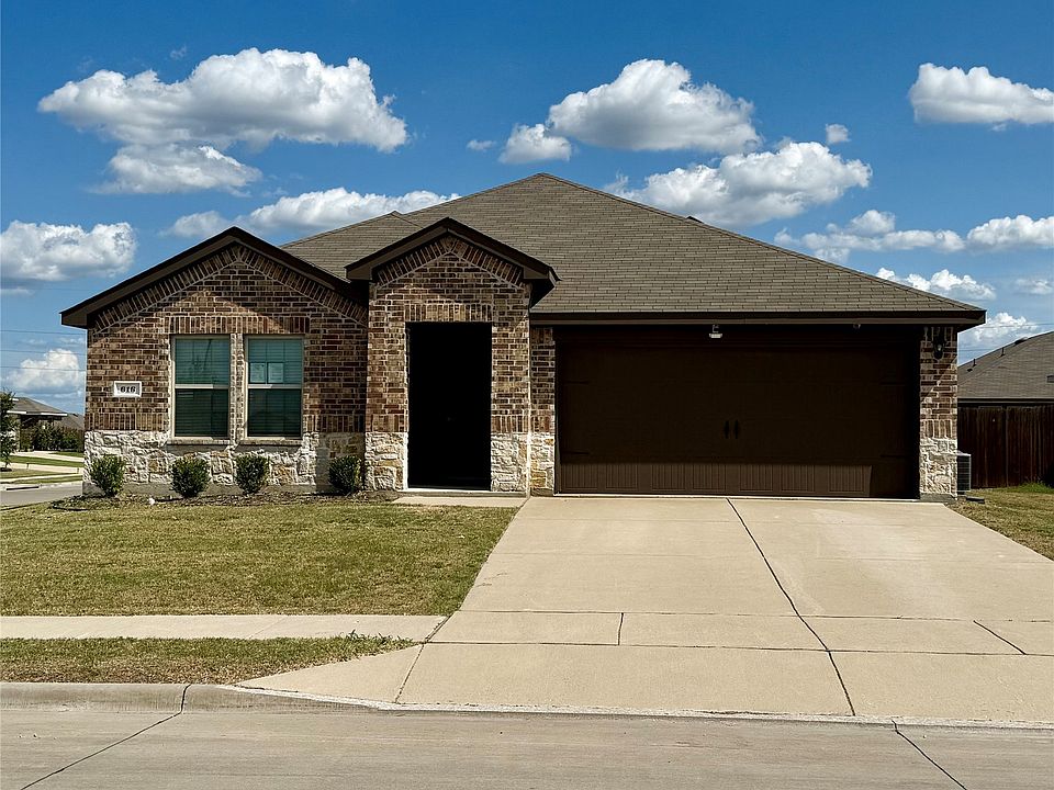 1st image of 616 Chuck Wagon Dr