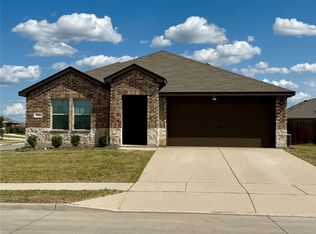 616 Chuck Wagon Dr, Royse City, TX 75189