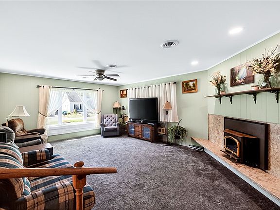 5th image of 22 Riverview Hts
