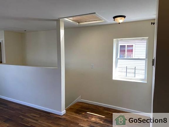 4th image of 1037 McBride St APT 3