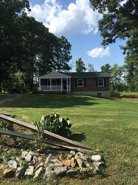 1st image of 193 Windsor Forest Dr