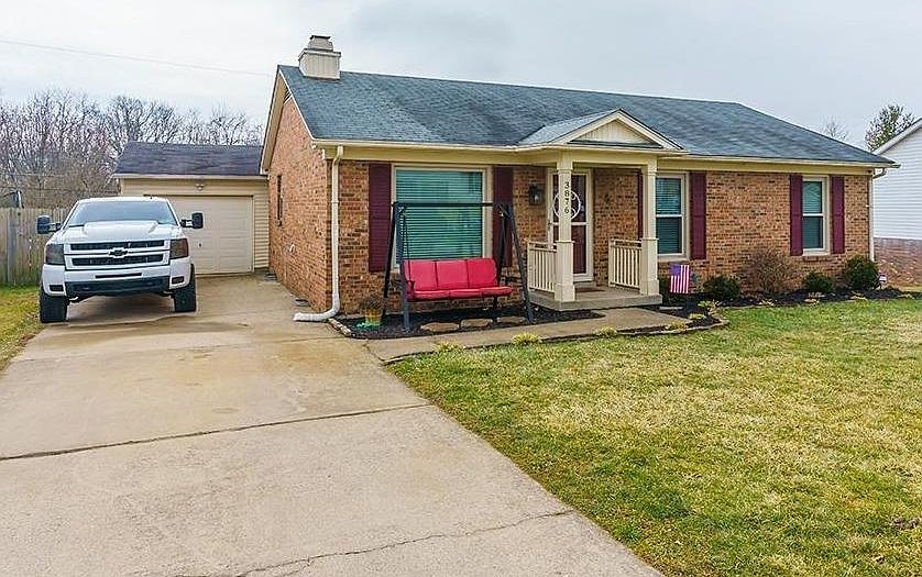 1st image of 3876 Forest Green Dr