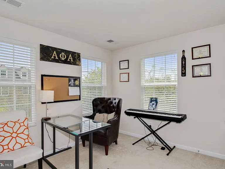 2221 Congresbury Pl — Photo 17