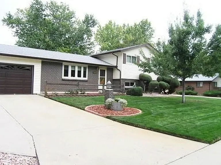 6542 Urban Ct — Photo 1