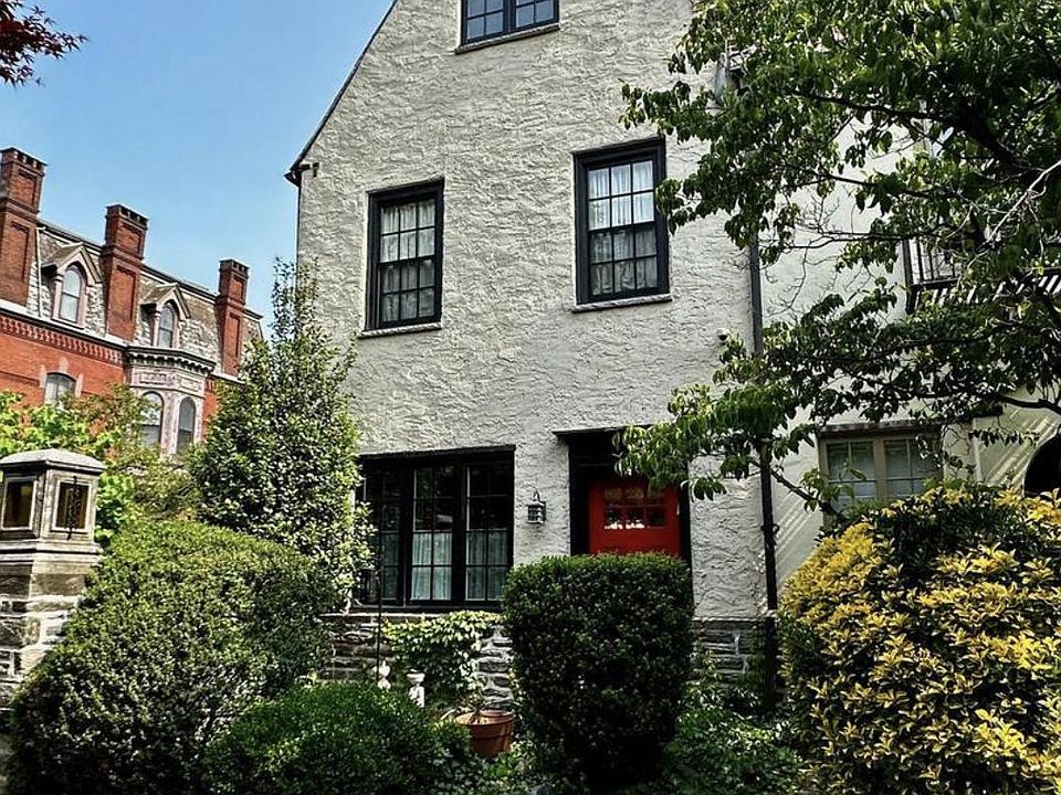 1st image of 2141 Saint James St