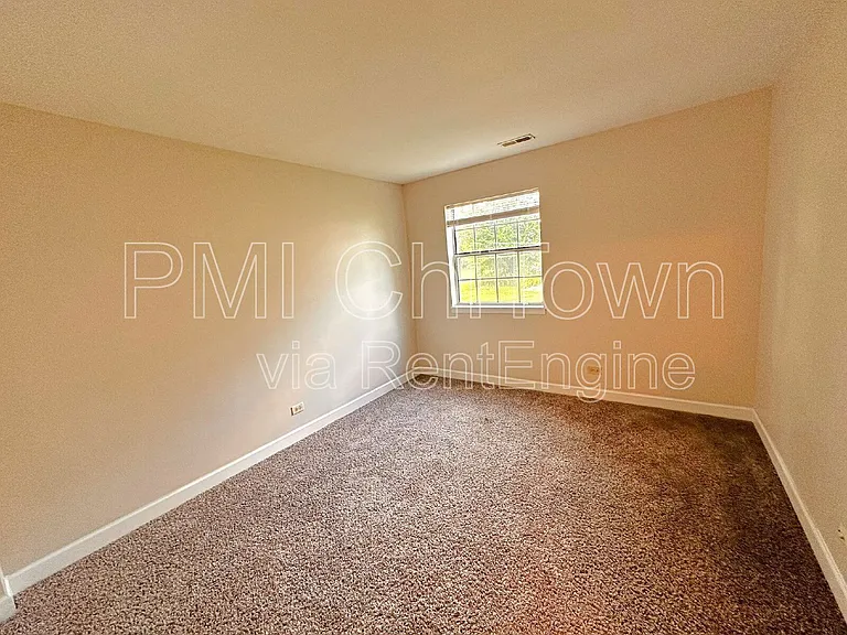 8 Gant Cir #D — Photo 8