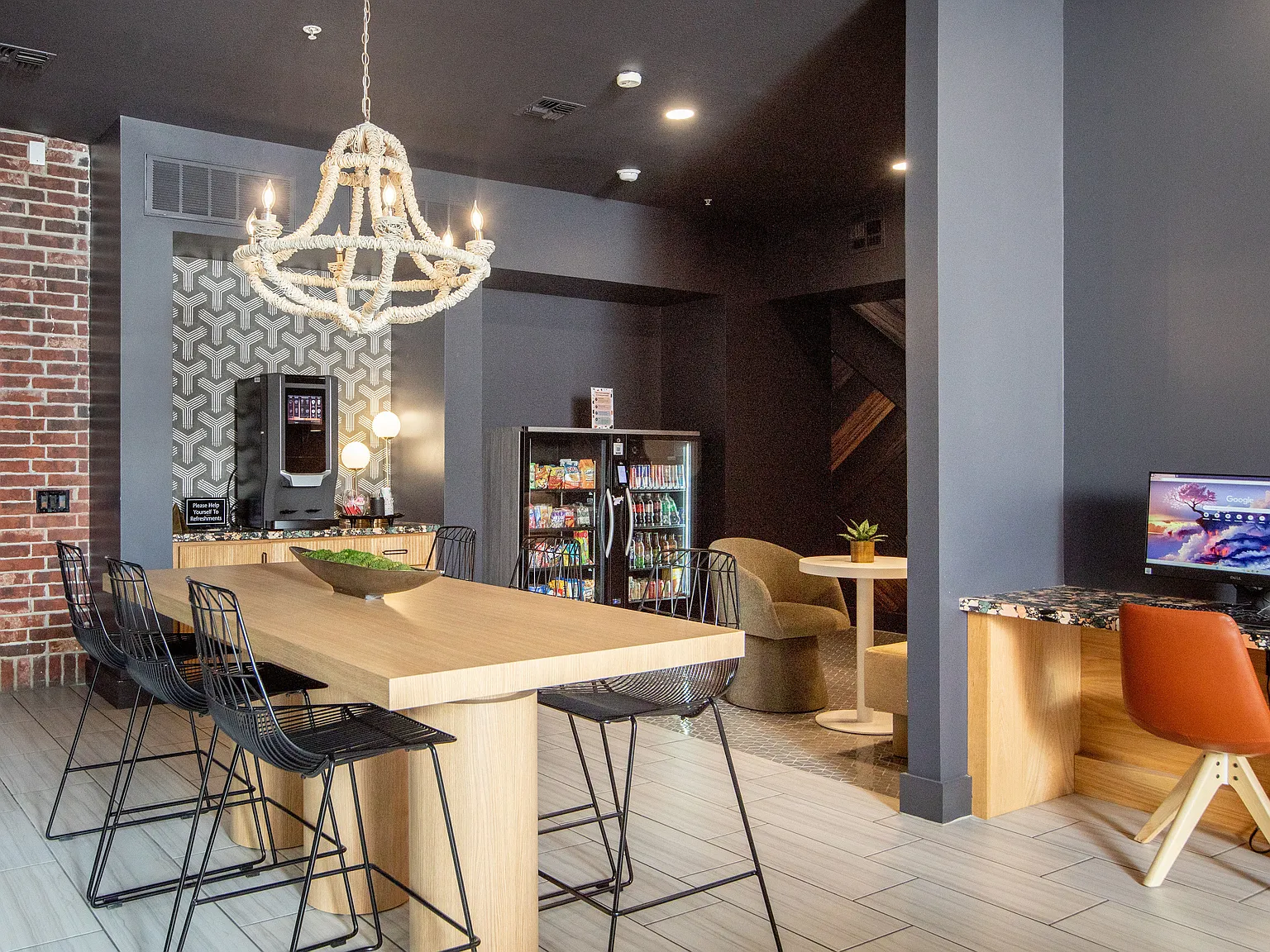 Sabine Street Lofts — Photo 2