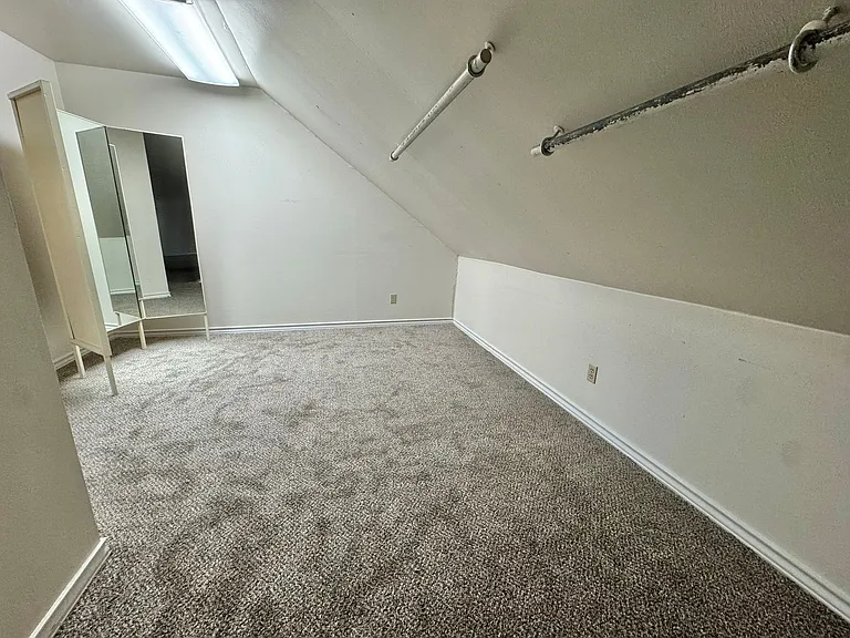 3509 Skyline Blvd — Photo 22