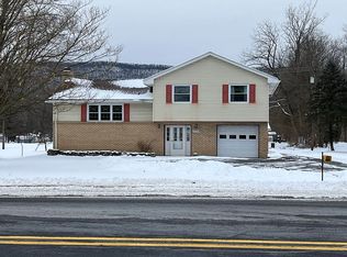 5024 Nittany Valley Dr, Mill Hall, PA 17751