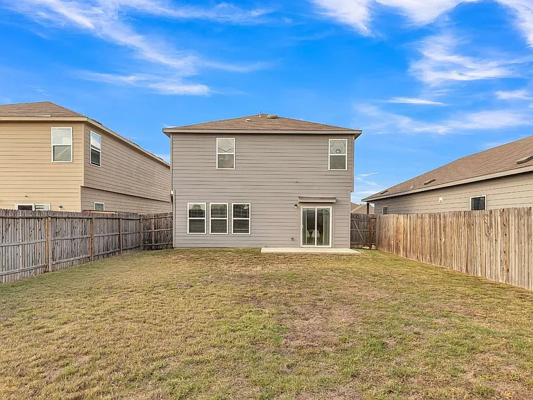 610 Pleasanton Way — Photo 17