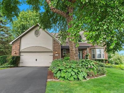 744 Hummerside Ct, Commerce Township, MI, 48382