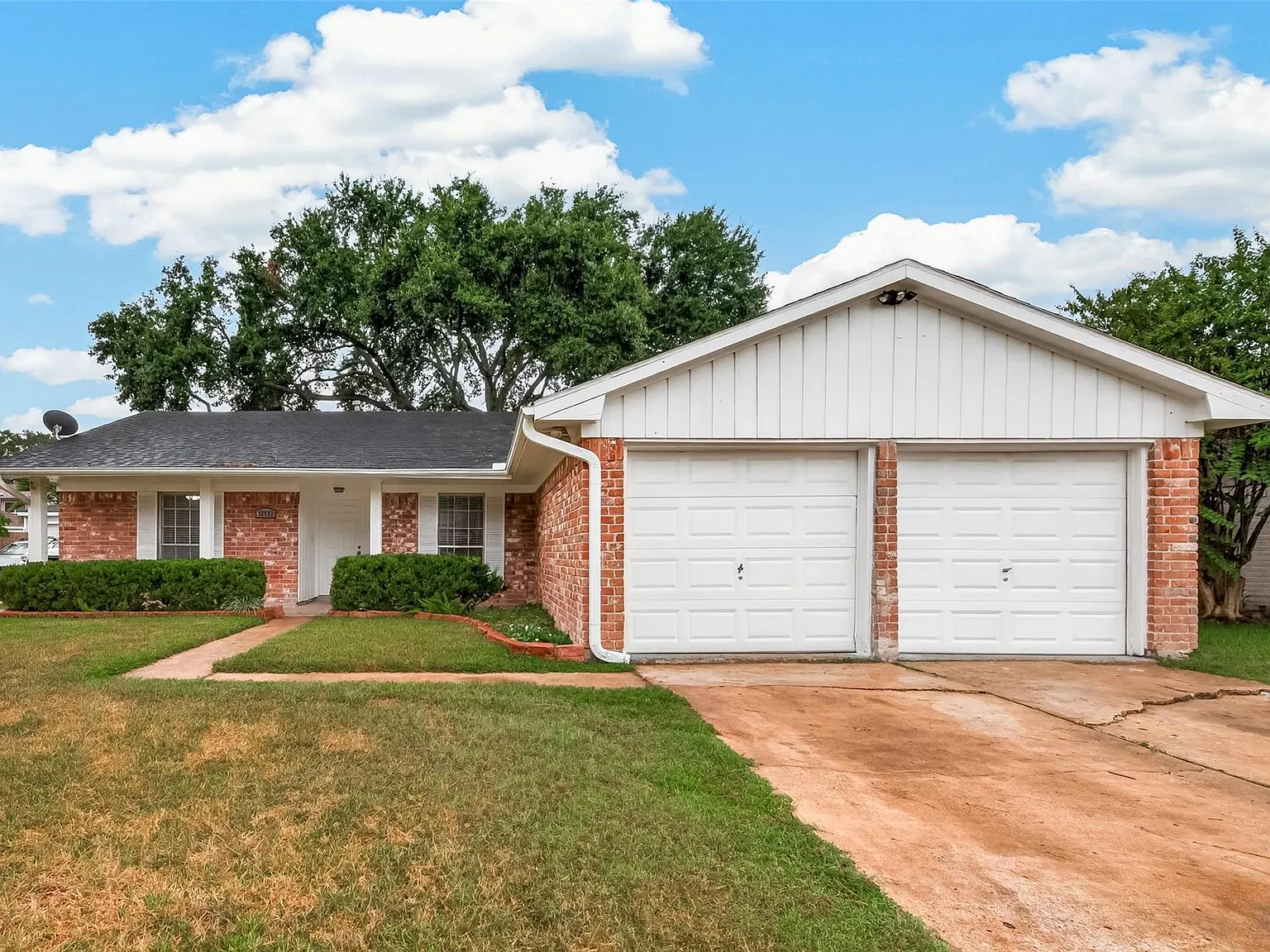 3 bed, 2.0 bath, 1563 sqft, $1,850 — Photo 1