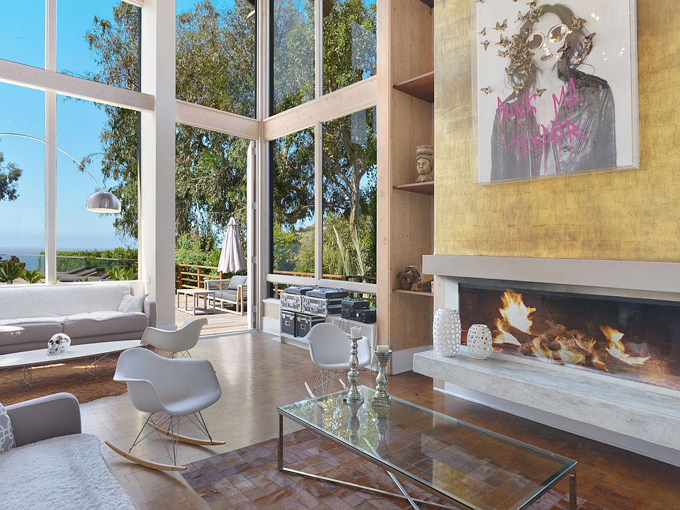 1st image of 21066 Las Flores Mesa Dr