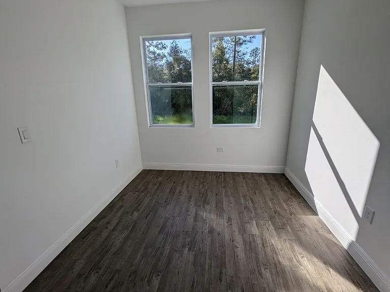 504 Saint Johns Ct — Photo 11