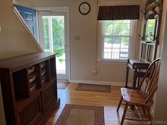 3rd image of 7060 Poteet Ln