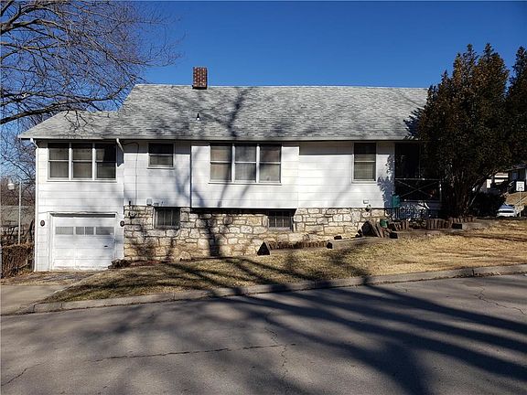 4th image of 730 Fremont Ave