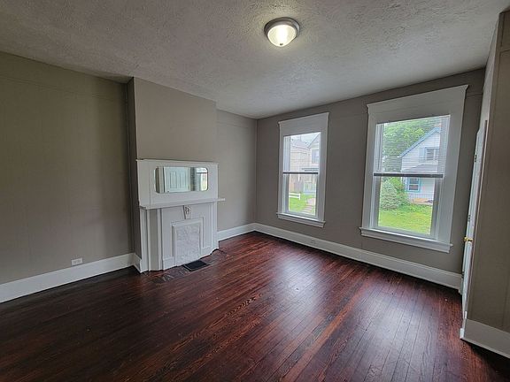 2nd image of 1811 Lincoln Ave