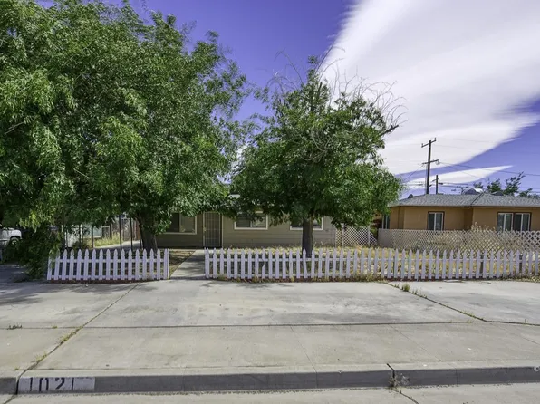 1021 W Langley Ave, Ridgecrest, CA 93555