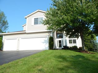 7601 Beringer Ct, Gurnee, IL 60031