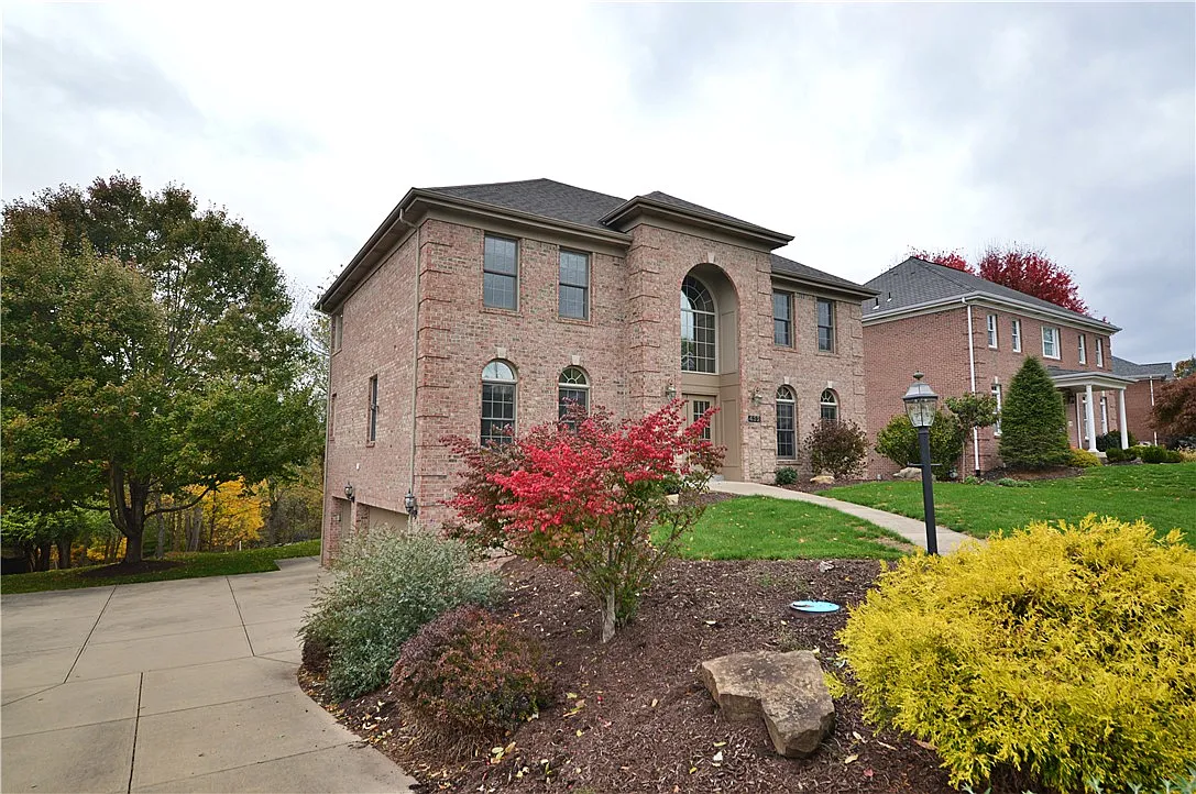 432 Pine Valley Dr photo 1