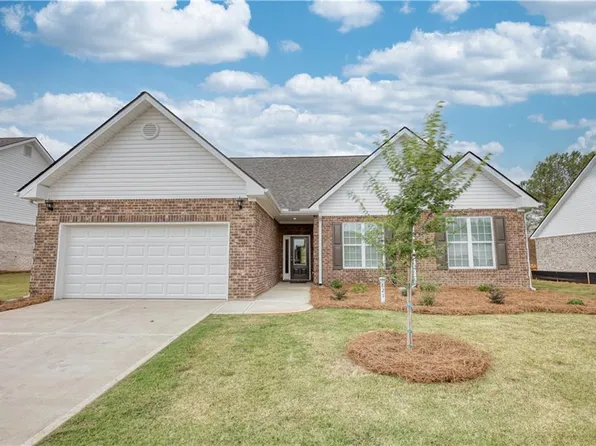 700 Park Place Way, Social Circle, GA 30025