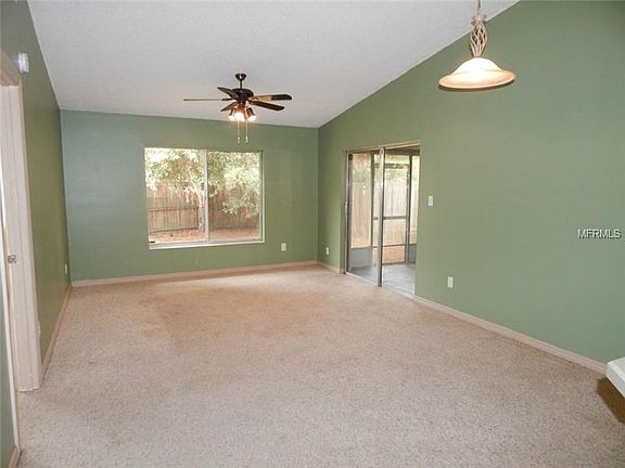 2nd image of 165 Sand Pine Cir