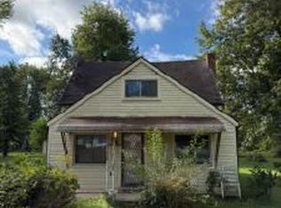 28121 Powers St, Westland, MI 48186