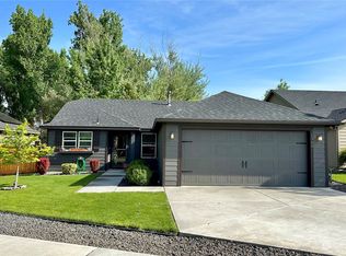 1340 SW Greeley St, College Place, WA 99324