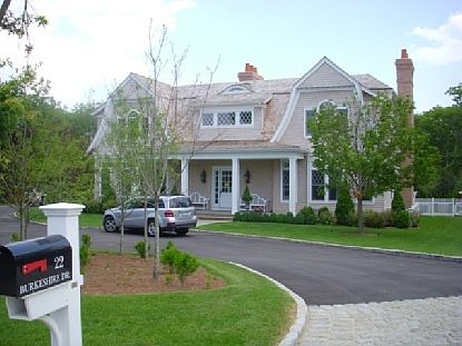 1st image of 22 Burkeshire Dr
