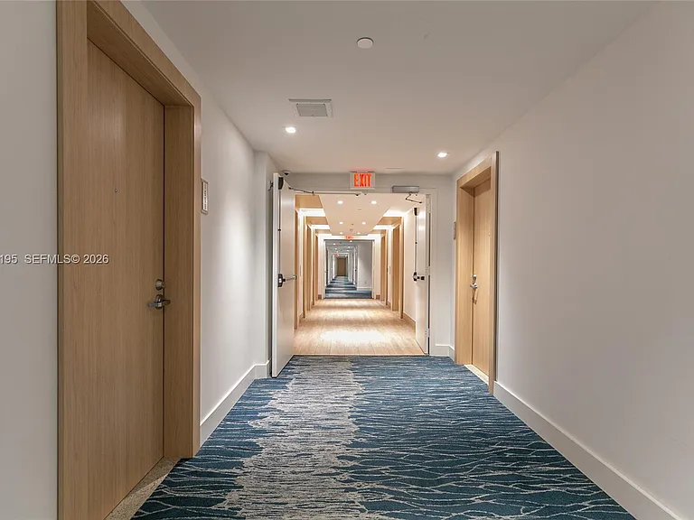 90 SW 3rd St #1611 — Photo 16