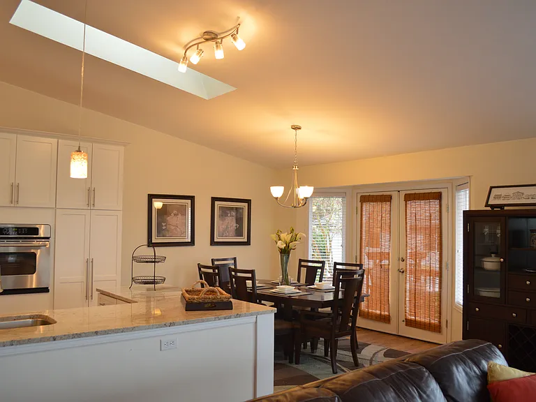 2832 Chambers Bay Dr — Photo 18