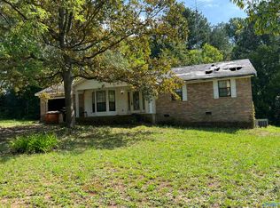120 Maple St, Cherokee, AL 35616