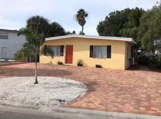 270 110th Ave #A, Saint Petersburg, FL 33706
