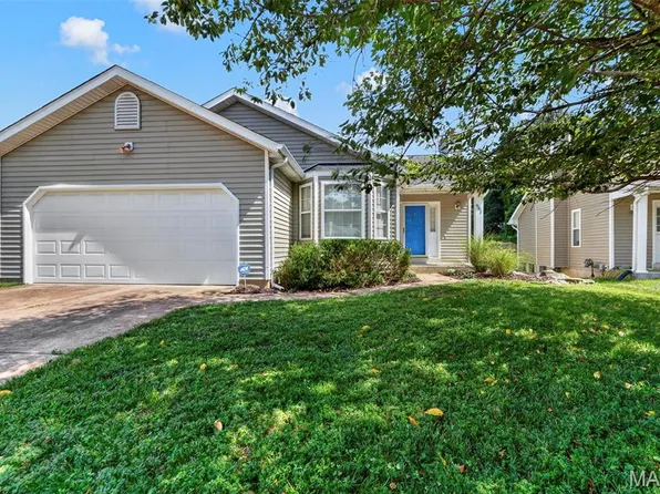981 Wynstay Cir, Valley Park, MO 63088