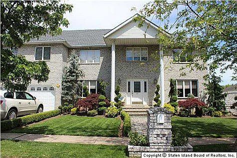 1st image of 35 Connecticut St