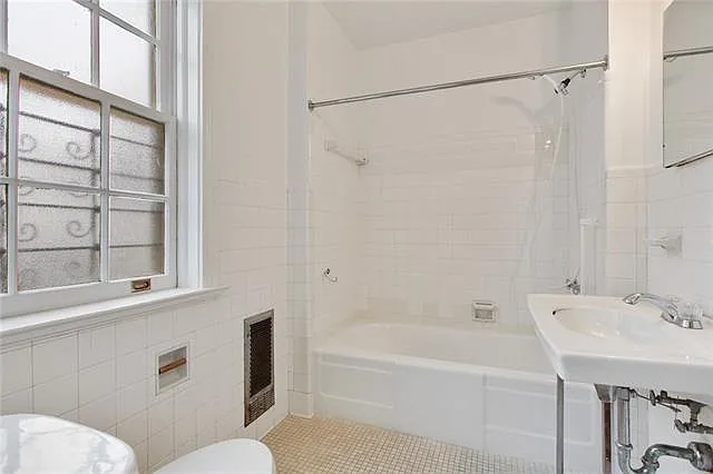 1586 Jefferson Ave #4 — Photo 7
