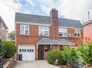 4340 157th St, Flushing, NY 11355