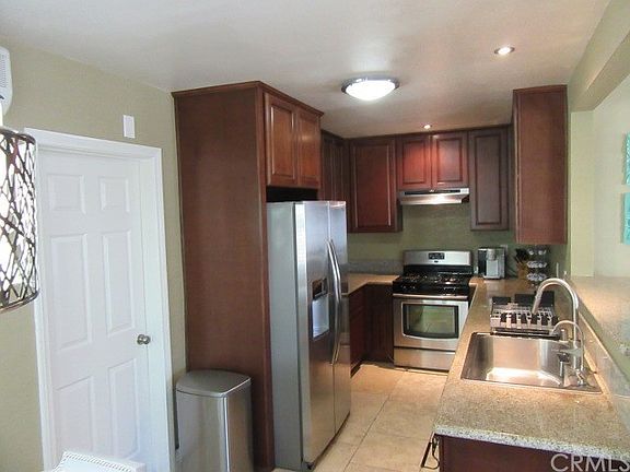 5th image of 1616 E Willow St
