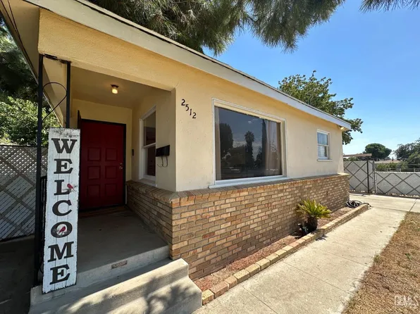 2512 Charleston Dr, Bakersfield, CA 93308