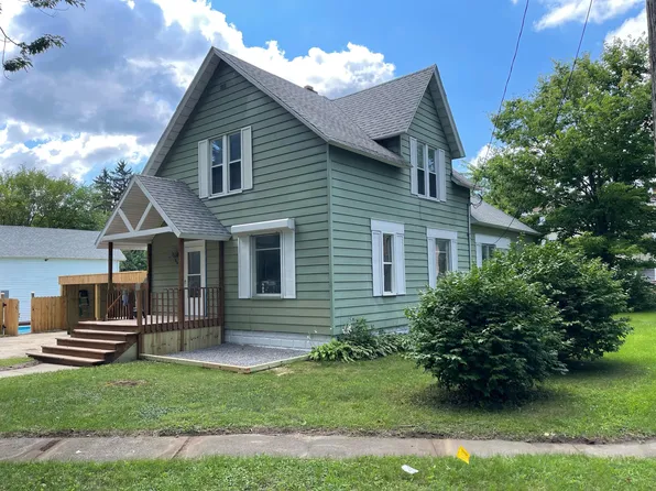 214 Sutherland Ave, Watervliet, MI 49098