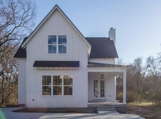1111B Graybar Ln, Nashville, TN 37204