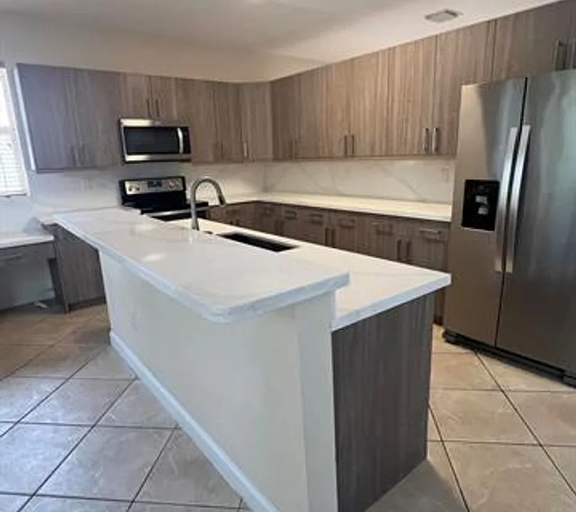 315 NW 158th Ln #315