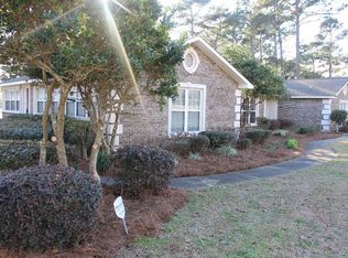 106 Lakeview Dr, Headland, AL 36345