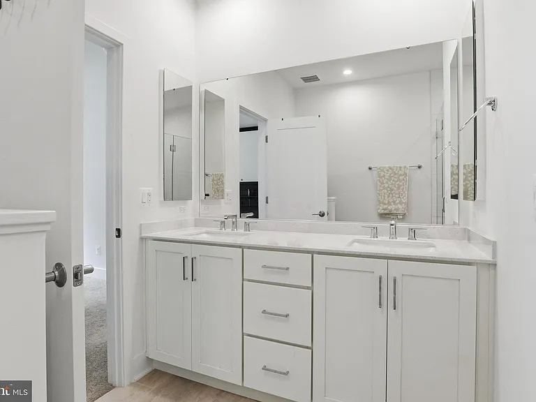 2103 Tysons Rd — Photo 20