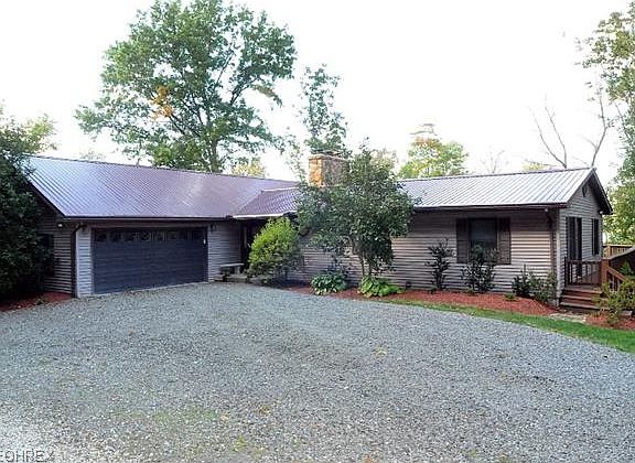 2nd image of 208 Noble Cottage Ln