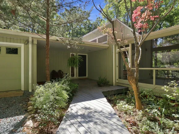 4700 Oak Hill Rd, Chapel Hill, NC 27514