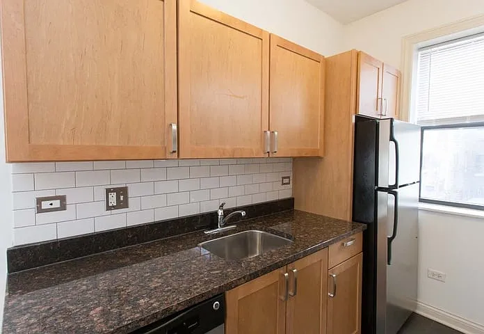 5320-5326.5 S. Drexel Boulevard — Photo 10